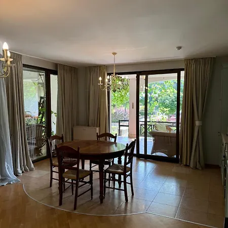 в лозенец, Oasis And شقة لوزينيتس